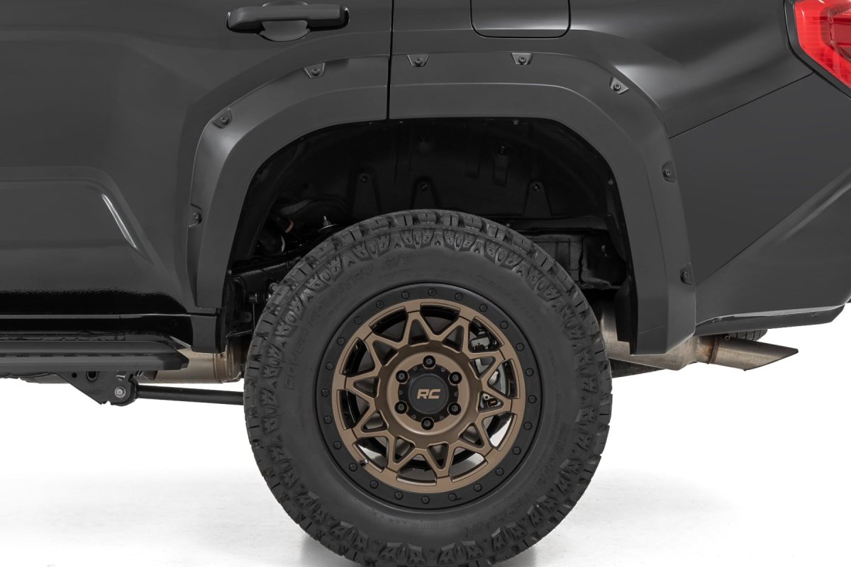 Toyota 4Runner Fender Flares - Rough Country - Pocket - Flat Black - '25-'26